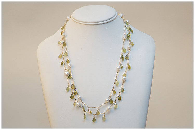 Green flat water pearl and peridot teardrop necklace