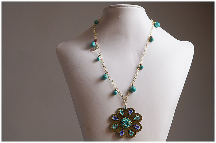 Turquoise flower pendant with turquoise drops